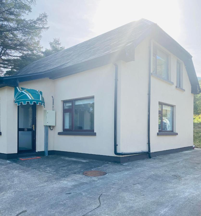 Townhouse Leenane Лінон Екстер'єр фото