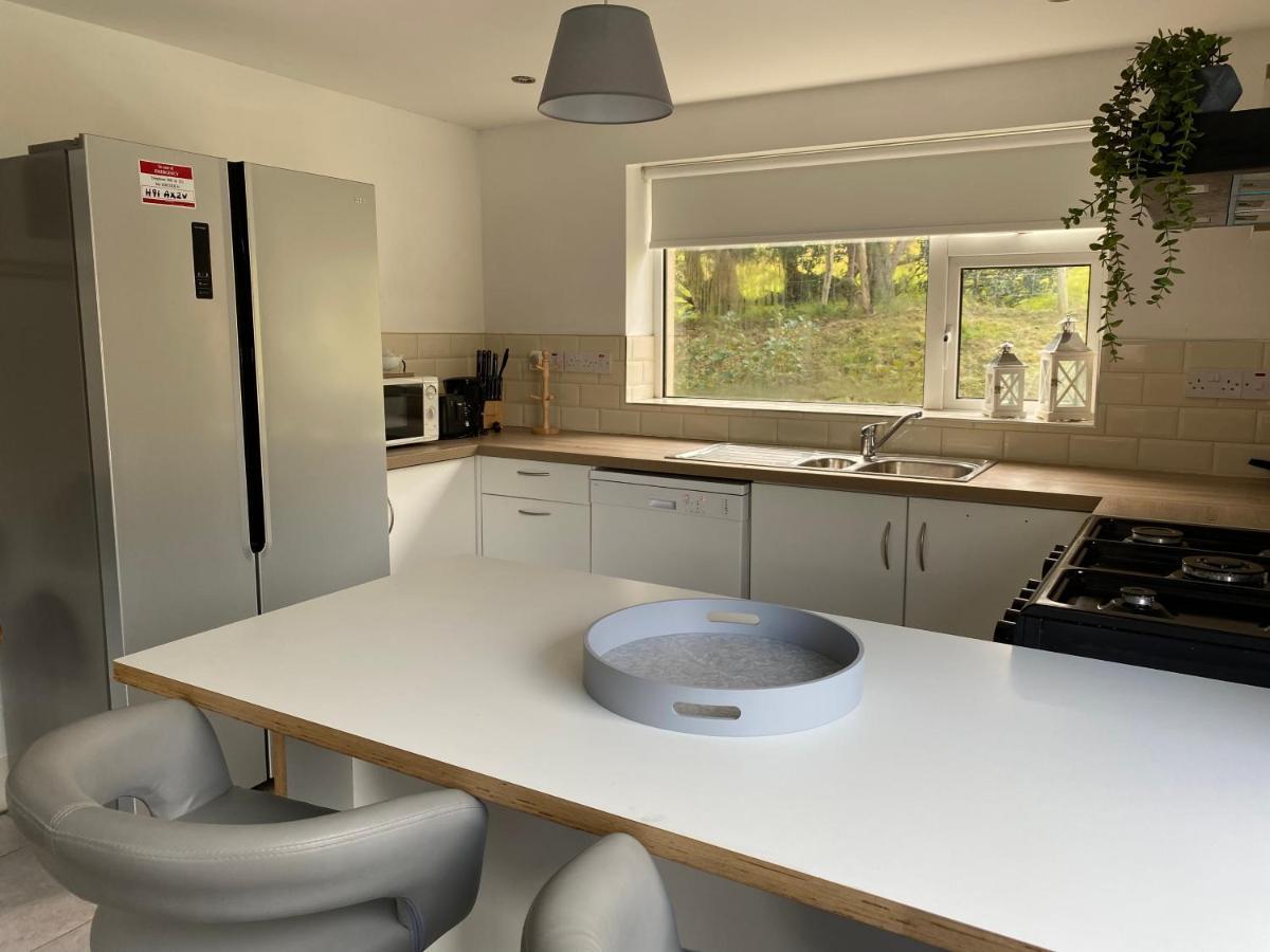 Townhouse Leenane Лінон Екстер'єр фото